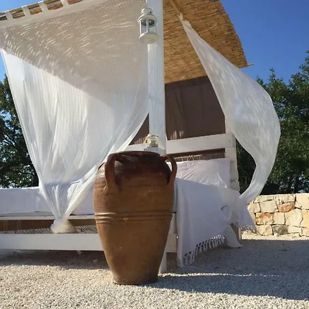 Bed & Breakfast Trullo Laisa