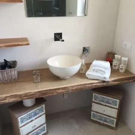 Bed & Breakfast Trullo Laisa