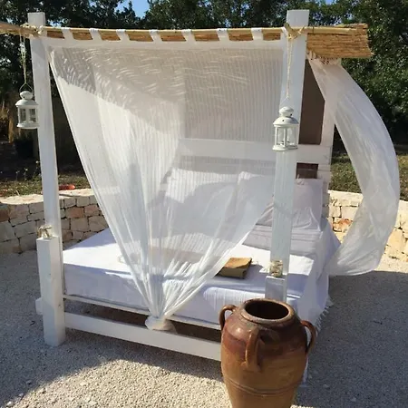 Trullo Laisa * Чистернино