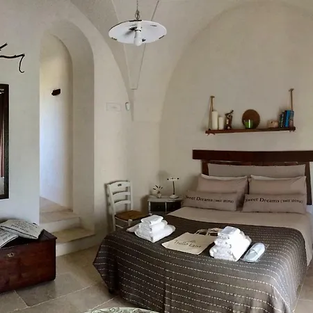 Trullo Laisa Чистернино