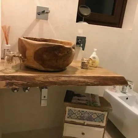 Trullo Laisa * Чистернино